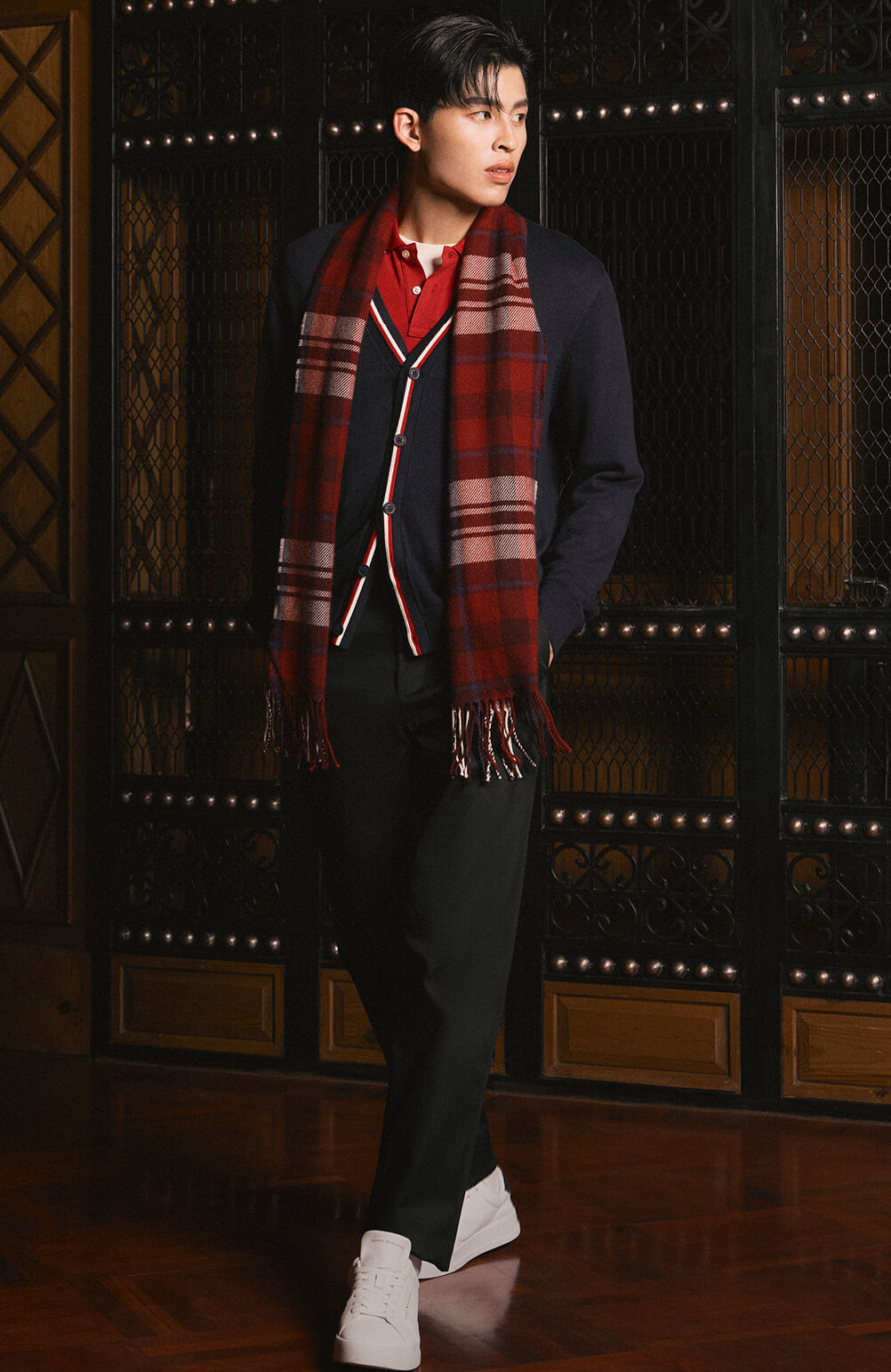 Celebrate the season in iconic Hilfiger style.